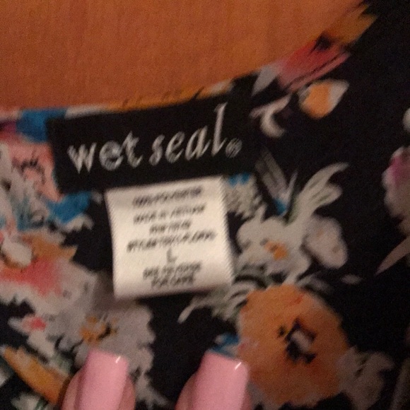 COLORFUL FLORAL TANK TOP - Picture 3 of 5